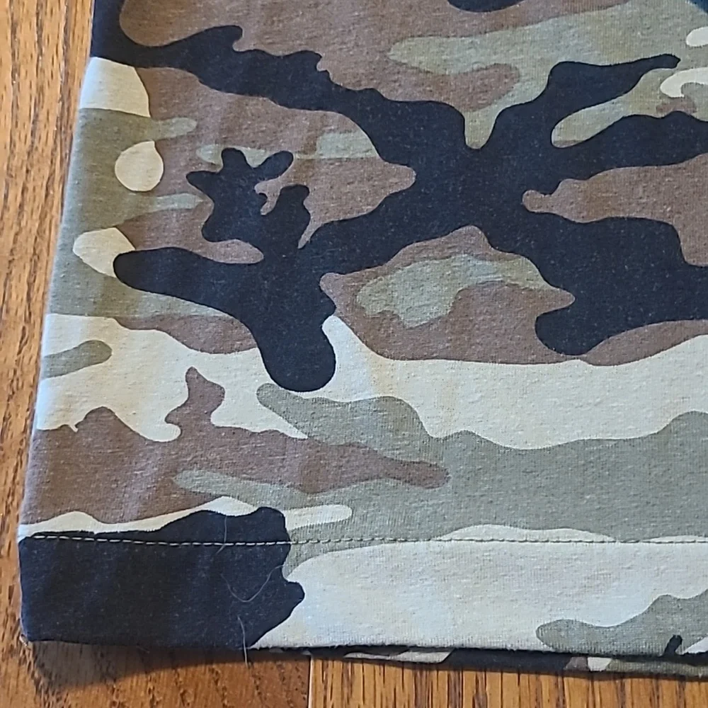 Levi's Green & Tan Camouflage Hooded Shirt - Men's Medium